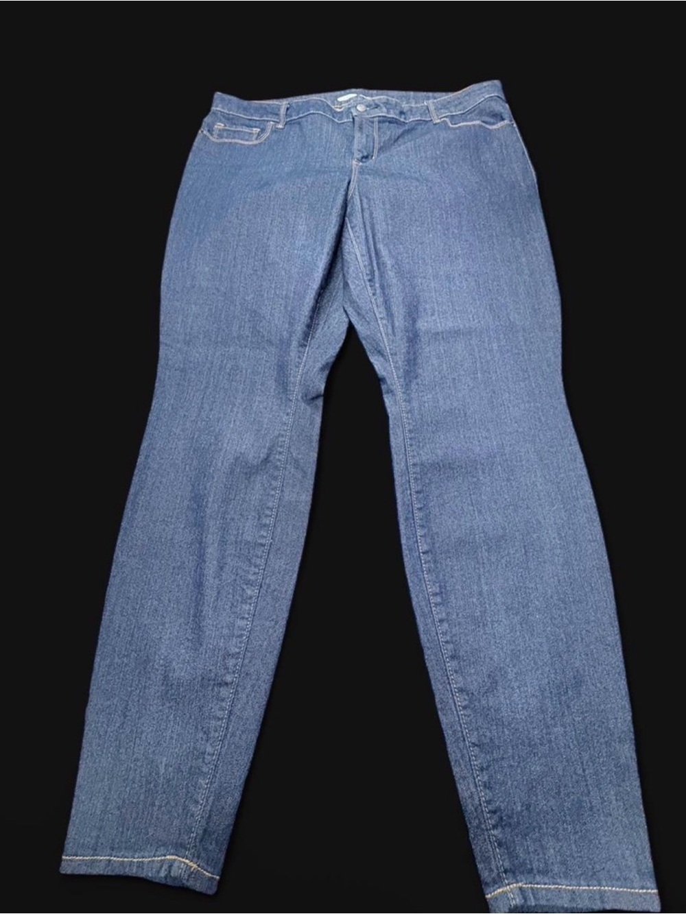 Old Navy Women's Denim Straight-Leg Jeans — Medium Blue